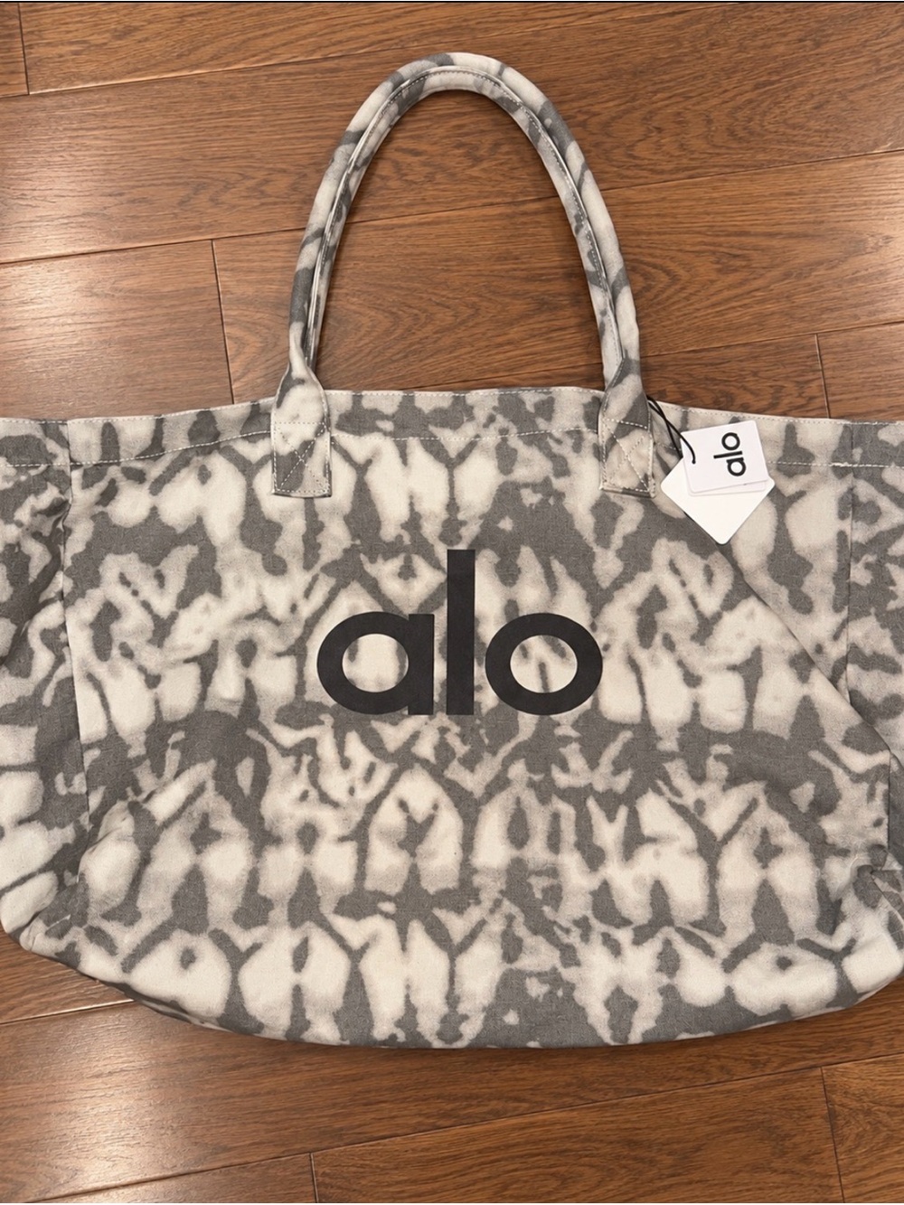 ALO Yoga Gray and White Tie-Dye Tote